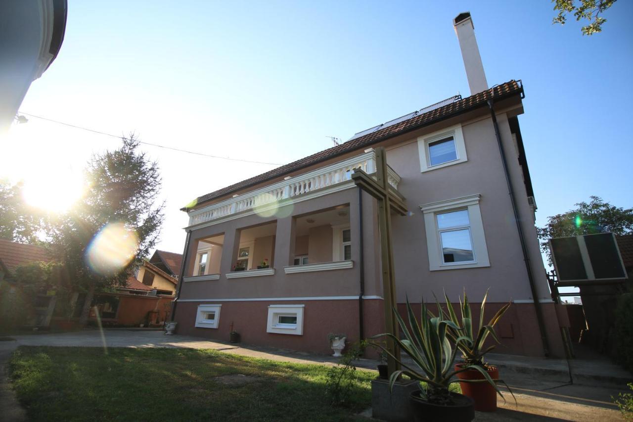 Hostel Teresianum Aleksinac Exterior photo